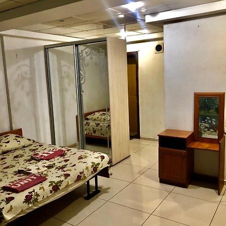 Ferienwohnung Квартира Посуточно Каменское Exterior foto