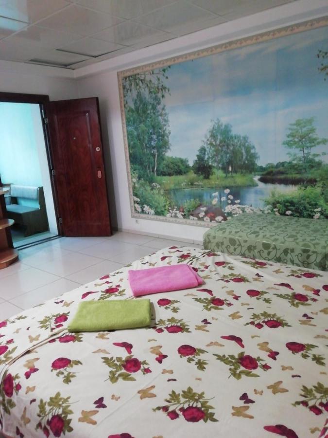 Ferienwohnung Квартира Посуточно Каменское Exterior foto