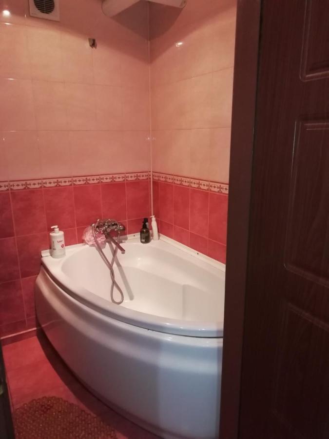 Ferienwohnung Квартира Посуточно Каменское Exterior foto
